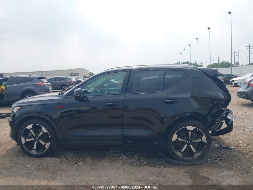 2022 Volvo Xc40 T4 Momentum VIN: YV4AC2HK3N2724870 Lot: 39377957