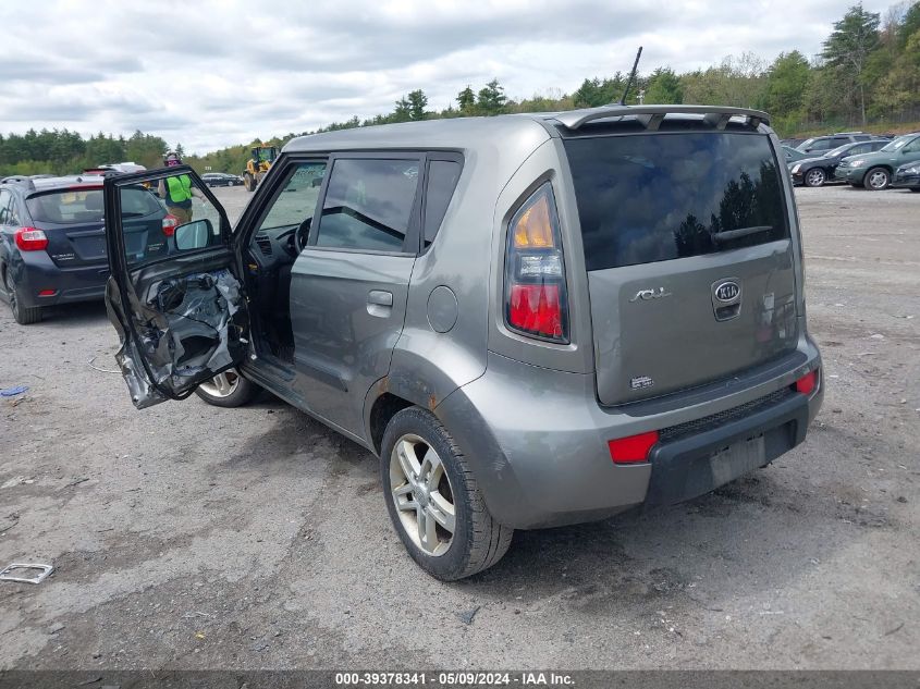 2010 Kia Soul + VIN: KNDJT2A28A7135906 Lot: 39378341