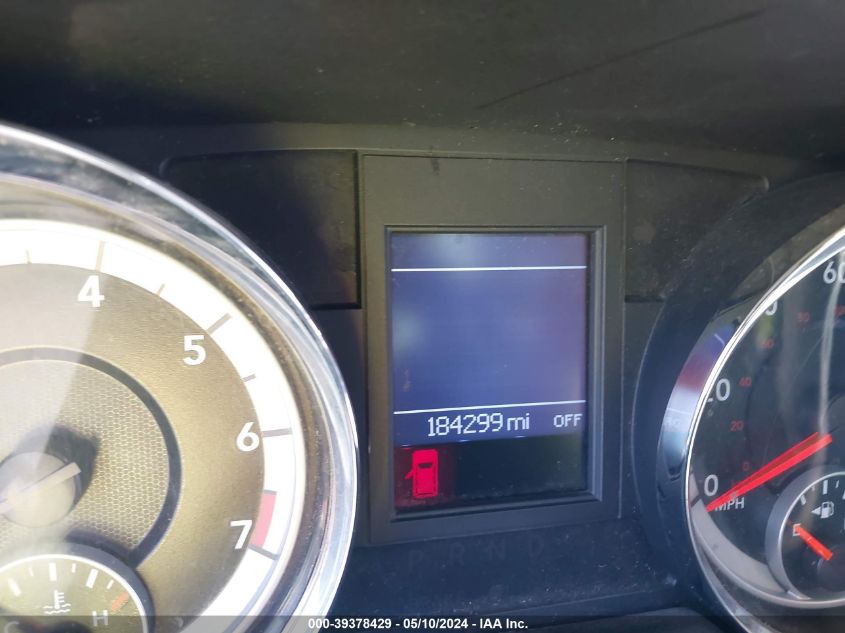 2011 Dodge Grand Caravan Crew VIN: 2D4RN5DG8BR688807 Lot: 39378429