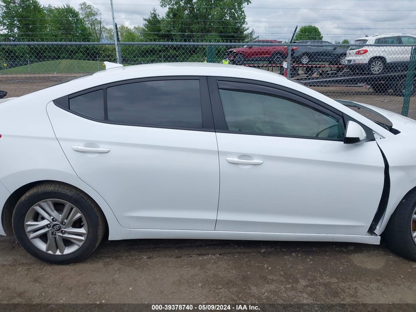 VIN 5NPD84LF9KH427572 2019 HYUNDAI ELANTRA SEL