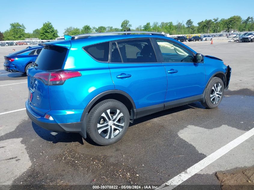 JTMBFREV1JD257162 2018 Toyota Rav4 Le