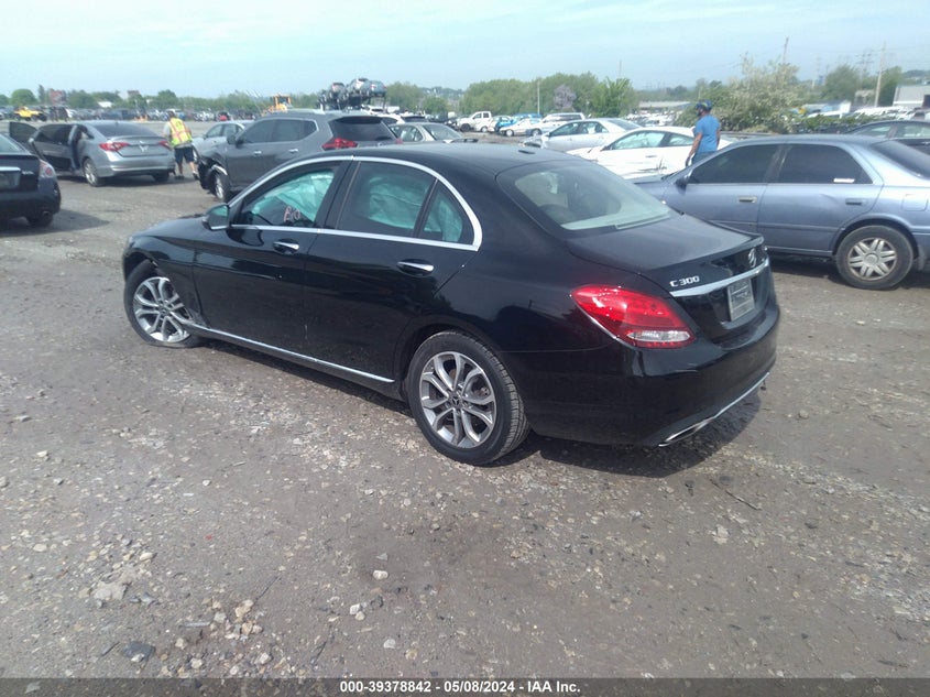 VIN 55SWF4KB7JU242722 2018 MERCEDES-BENZ C 300 4MATIC