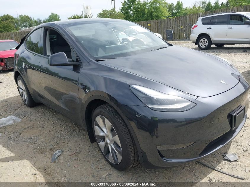 2024 Tesla Model Y Long Range Dual Motor All-Wheel Drive VIN: 7SAYGDEE8RA241345 Lot: 39378868