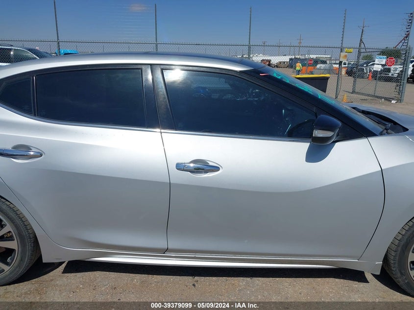 2017 NISSAN MAXIMA 3.5S/SV/SL/SR/PLAT - 111N4AA6AP4HC4470