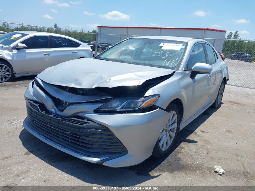 2020 Toyota Camry Le VIN: 4T1L11AK0LU385147 Lot: 39379197