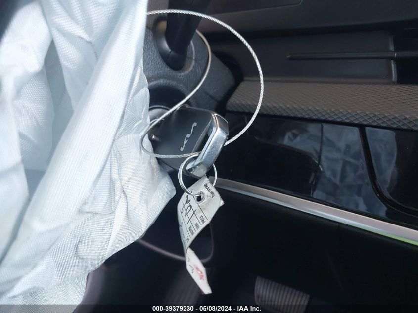 2023 KIA SPORTAGE LX - KNDPUCAF6P7083734