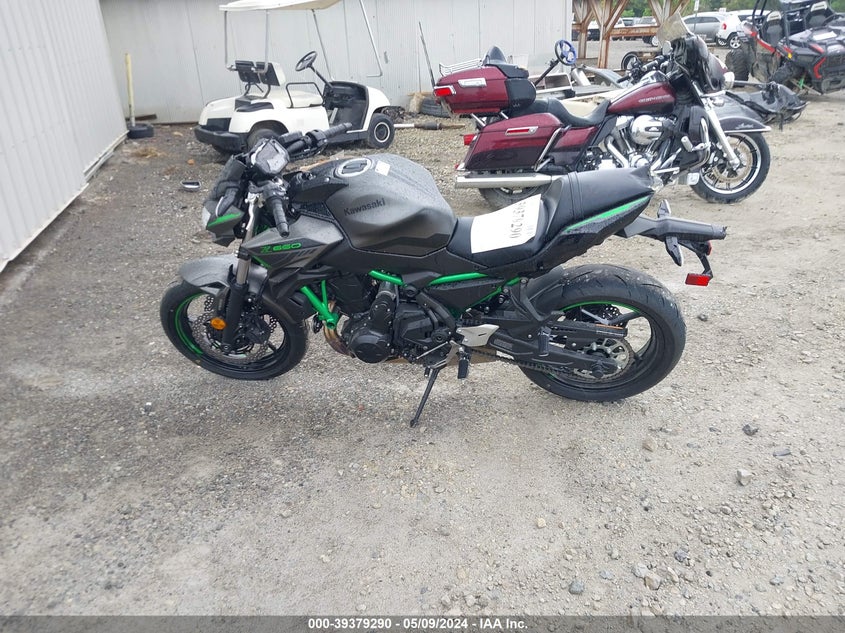 VIN ML5EREN16PDAA2521 2023 KAWASAKI ER650 N