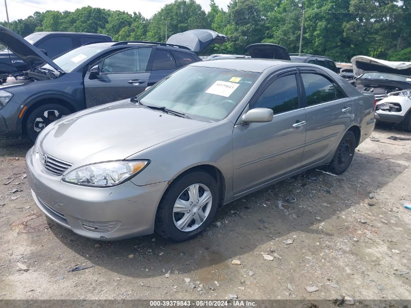 2005 Toyota Camry Le VIN: 4T1BE32KX5U560646 Lot: 39379843