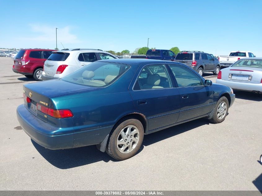 1997 Toyota Camry Xle V6 VIN: 4T1BF22K2VU038617 Lot: 39379882