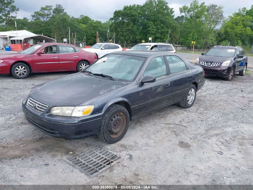 2000 Toyota Camry Le VIN: 4T1BG22K9YU950601 Lot: 39380074