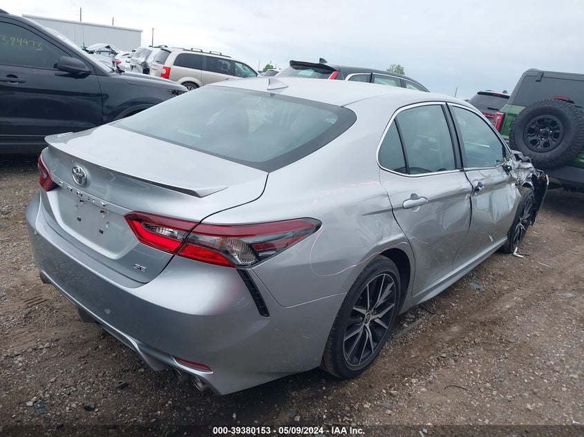 2022 TOYOTA CAMRY SE/SE NIGHT SHADE - 4T1G11AK6NU005264