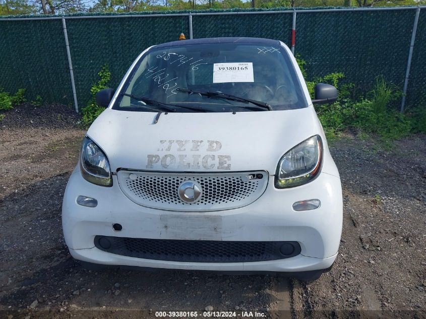 2016 Smart Fortwo Passion/Prime/Proxy/Pure VIN: WMEFJ5DA7GK103939 Lot: 39380165