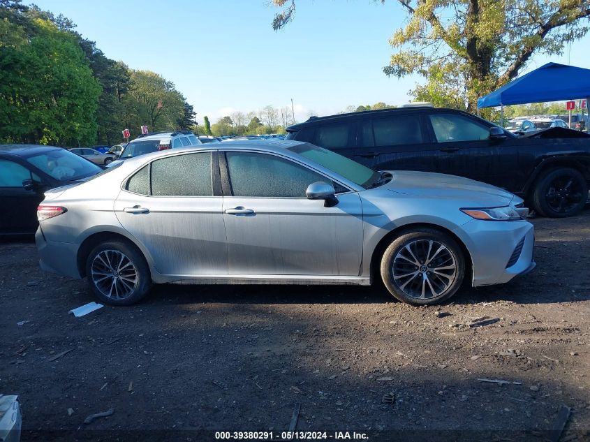 2018 Toyota Camry Se VIN: 4T1B11HK0JU133221 Lot: 39380291