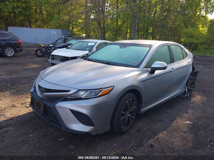 2018 Toyota Camry Se VIN: 4T1B11HK0JU133221 Lot: 39380291