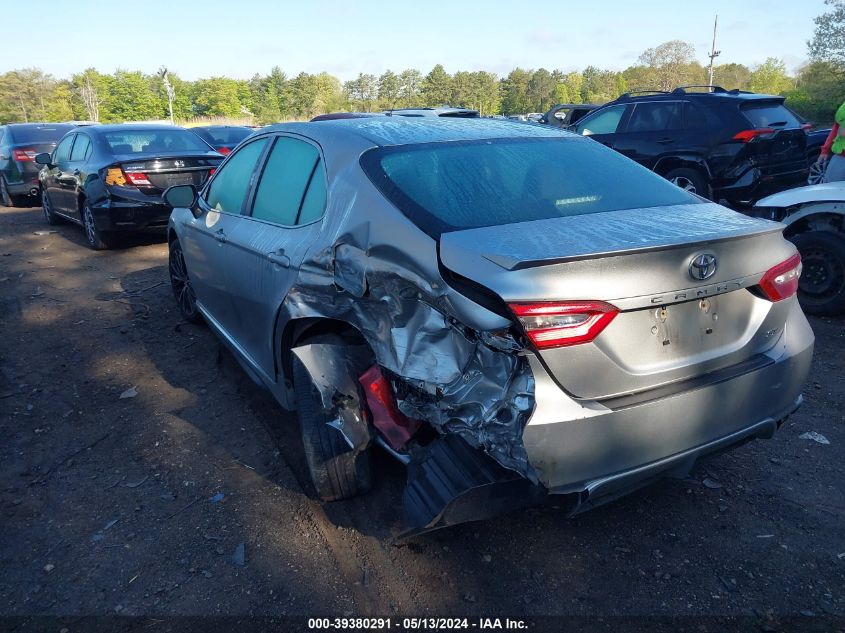 2018 Toyota Camry Se VIN: 4T1B11HK0JU133221 Lot: 39380291