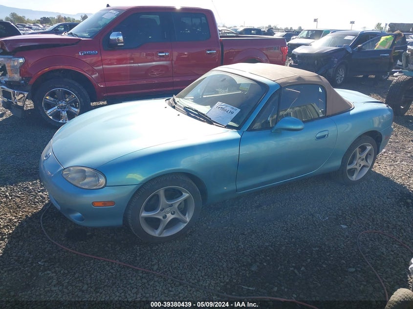 2001 Mazda Mx-5 Miata Ls/Special Edition VIN: JM1NB353510207618 Lot: 39380439