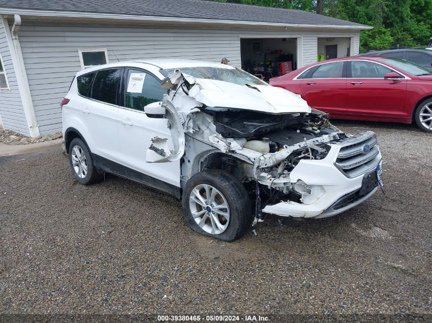 2017 FORD ESCAPE SE - 1FMCU9GD4HUB13450