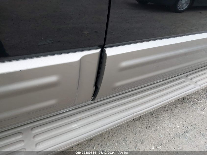 2004 Ford Expedition Eddie Bauer VIN: 1FMFU18L14LA51848 Lot: 39380544