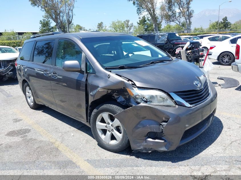 5TDKK3DC2CS202140 2012 Toyota Sienna Le V6 8 Passenger