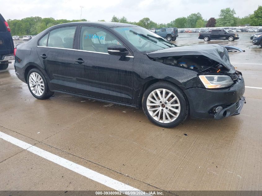 2013 Volkswagen Jetta 2.5L Sel VIN: 3VWLP7AJ7DM401988 Lot: 39380982