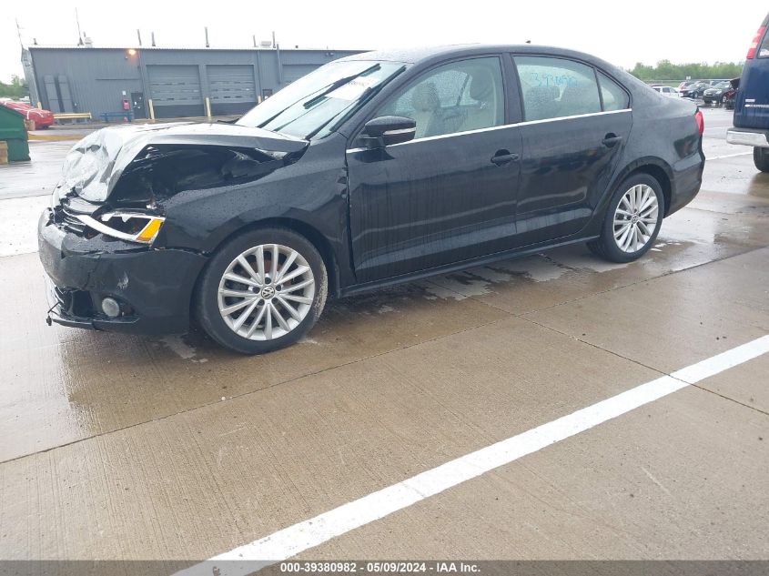 2013 Volkswagen Jetta 2.5L Sel VIN: 3VWLP7AJ7DM401988 Lot: 39380982