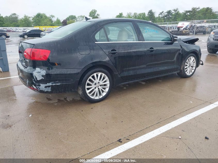 2013 Volkswagen Jetta 2.5L Sel VIN: 3VWLP7AJ7DM401988 Lot: 39380982