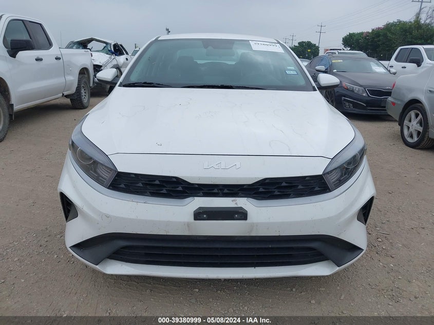 2023 KIA FORTE LX/LXS - 3KPF24AD2PE635901