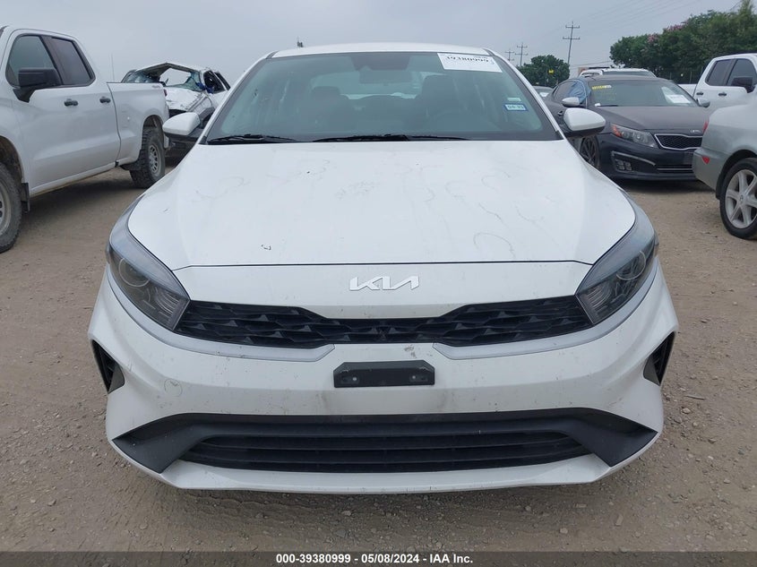 2023 KIA FORTE LX/LXS - 3KPF24AD2PE635901