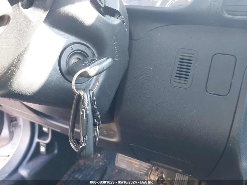 2004 Honda Cr-V Lx VIN: SHSRD68404U201998 Lot: 39381029