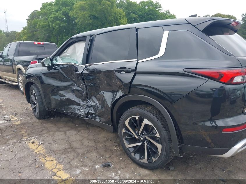 2024 Mitsubishi Outlander Se 2.5 2Wd/Se Black Edition S-Awc/Se Black Edition W/Pano Roof VIN: JA4J3VA81RZ022248 Lot: 39381358