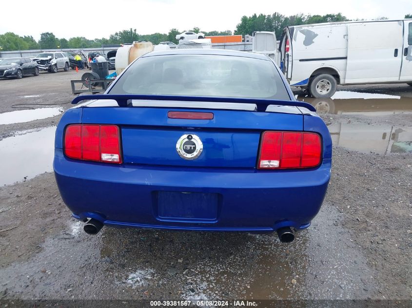 2005 Ford Mustang Gt Deluxe/Gt Premium VIN: 1ZVFT82H355223126 Lot: 39381567