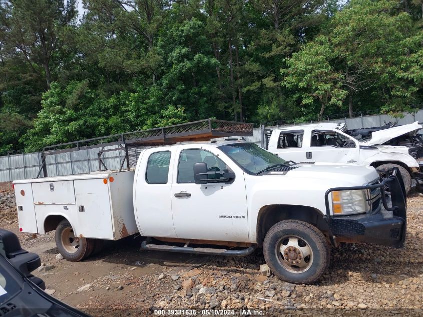 2008 Chevrolet Silverado 3500Hd Chassis Work Truck VIN: 1GBJK39698E114220 Lot: 39381638