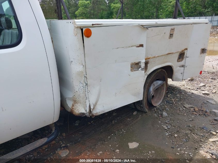 2008 Chevrolet Silverado 3500Hd Chassis Work Truck VIN: 1GBJK39698E114220 Lot: 39381638