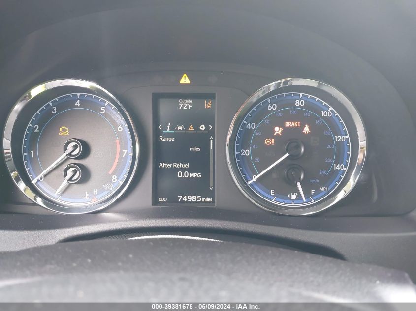 2019 TOYOTA COROLLA SE - 2T1BURHE6KC214159