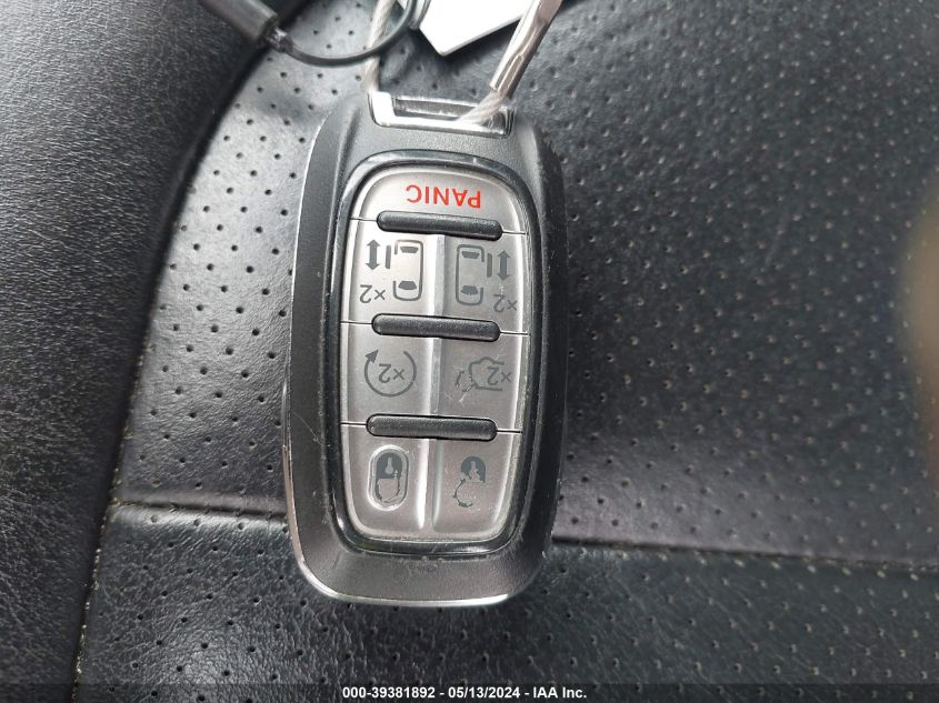 2021 CHRYSLER PACIFICA TOURING L - 2C4RC1BG7MR585251