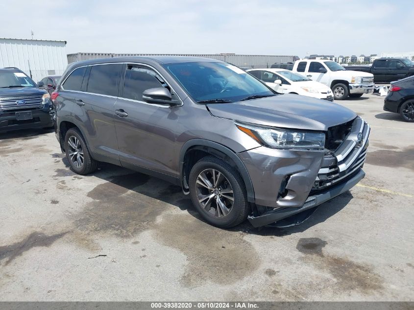 2019 Toyota Highlander Le VIN: 5TDBZRFH4KS972765 Lot: 39382020