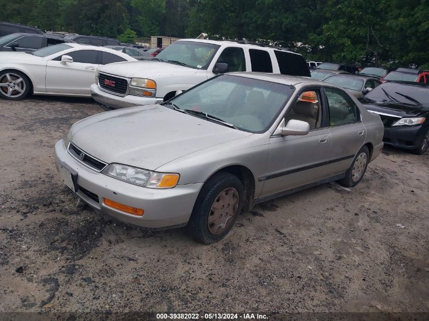 1996 Honda Accord Lx/Ex VIN: 1HGCD5634TA243827 Lot: 39382022