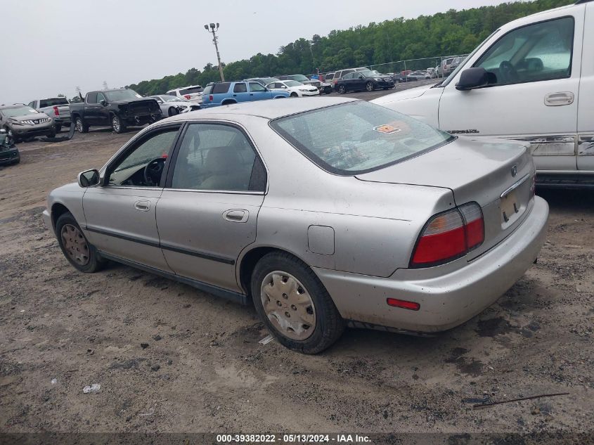 1996 Honda Accord Lx/Ex VIN: 1HGCD5634TA243827 Lot: 39382022