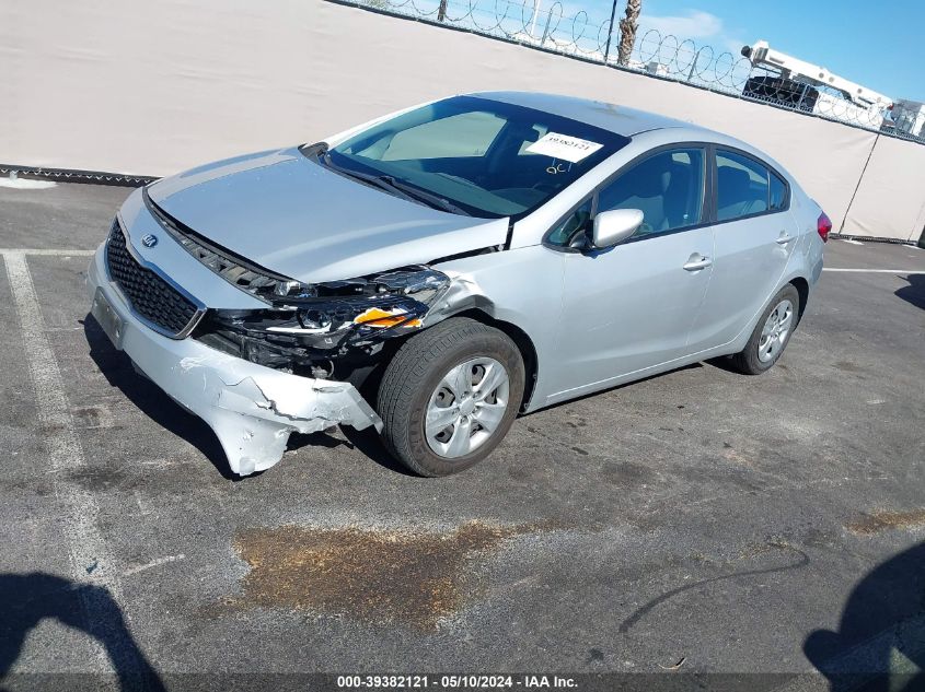 2017 Kia Forte Lx VIN: 3KPFK4A7XHE128496 Lot: 39382121