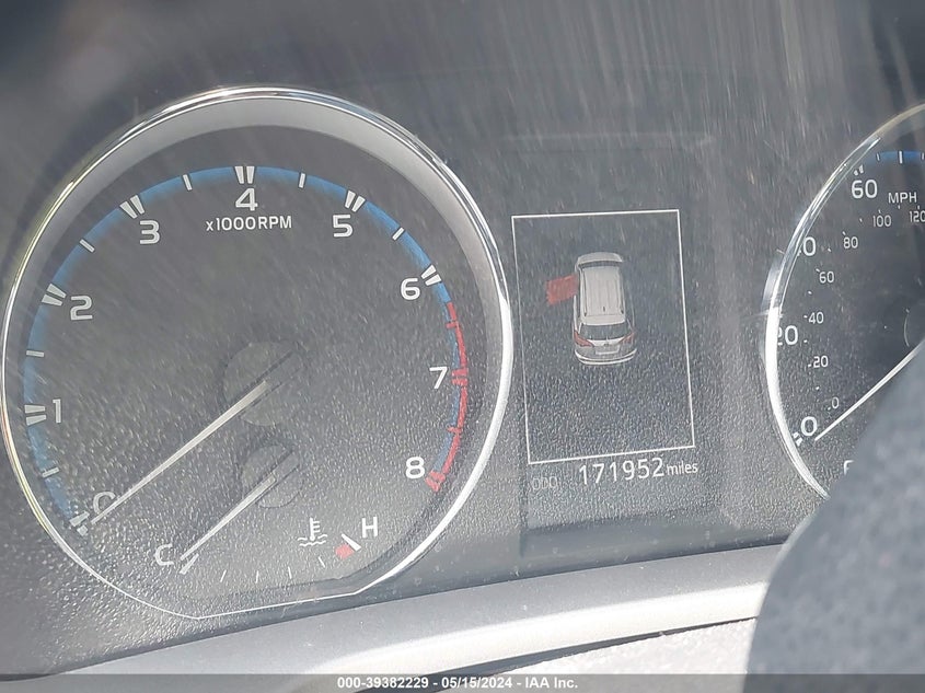 2016 TOYOTA RAV4 XLE - JTMWFREV7GJ089524