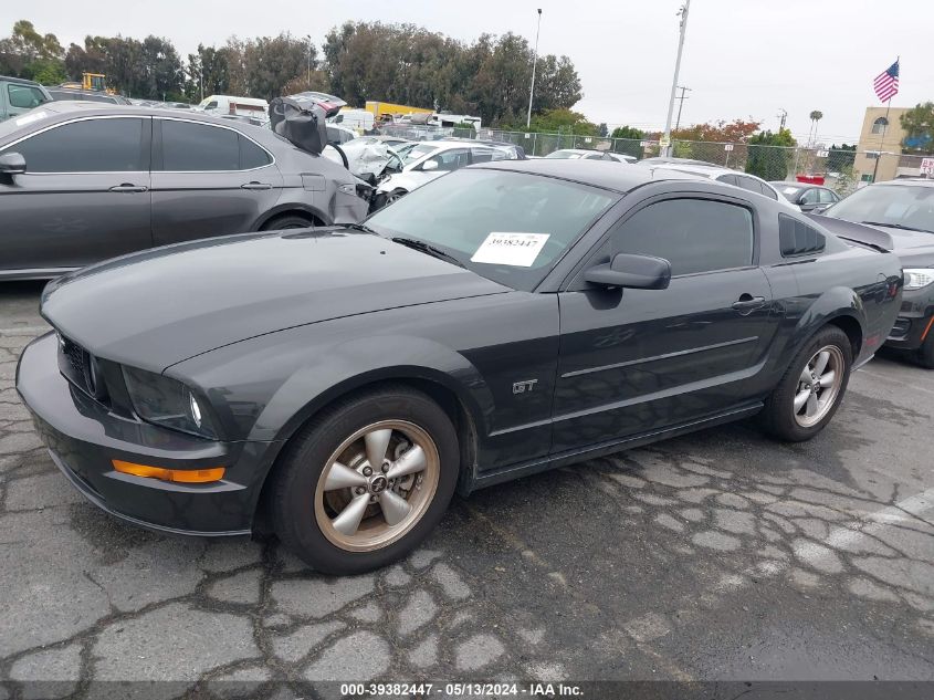 2007 Ford Mustang Gt Deluxe/Gt Premium VIN: 1ZVHT82H775328229 Lot: 39382447