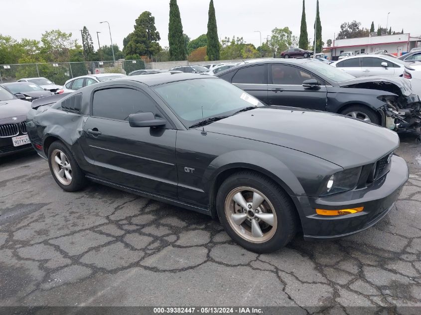 2007 Ford Mustang Gt Deluxe/Gt Premium VIN: 1ZVHT82H775328229 Lot: 39382447