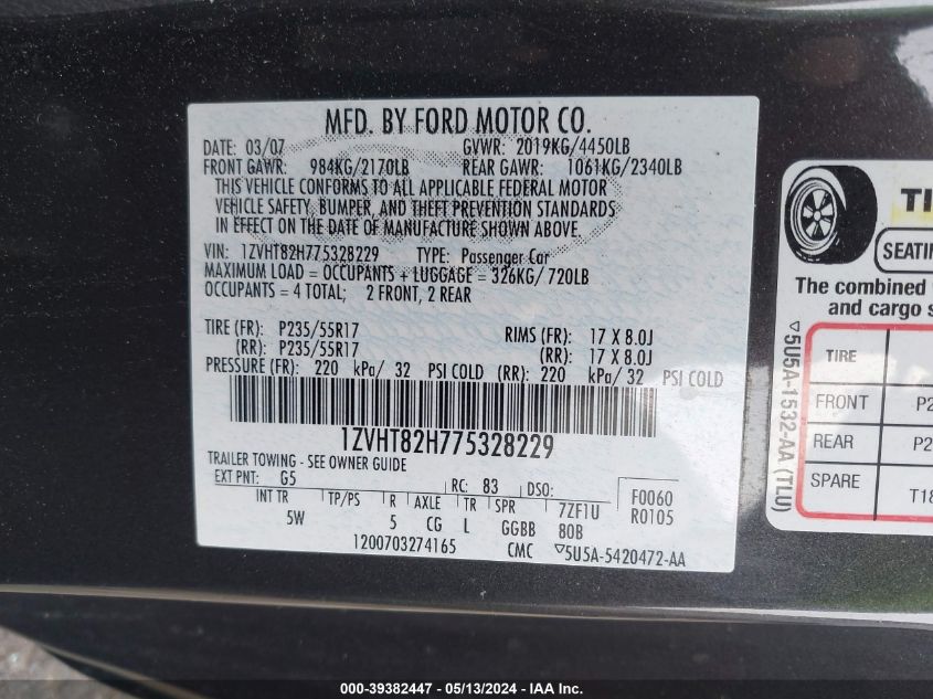 2007 Ford Mustang Gt Deluxe/Gt Premium VIN: 1ZVHT82H775328229 Lot: 39382447