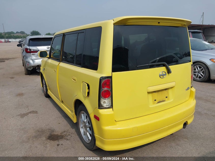 2005 Scion Xb VIN: JTLKT324354015520 Lot: 39382528