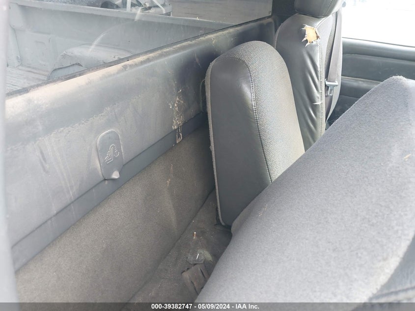 2005 Chevrolet Silverado 1500 VIN: 1GCEC14X75Z178386 Lot: 39382747