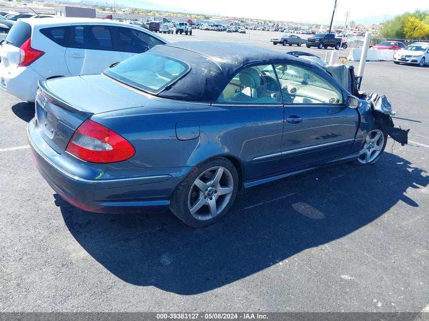 2007 Mercedes-Benz Clk 550 VIN: WDBTK72F87T079328 Lot: 39383127