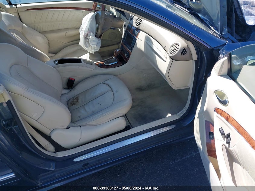 2007 Mercedes-Benz Clk 550 VIN: WDBTK72F87T079328 Lot: 39383127