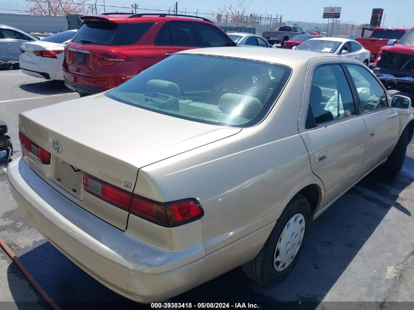 1999 Toyota Camry Le VIN: JT2BG22K0X0342257 Lot: 39383418