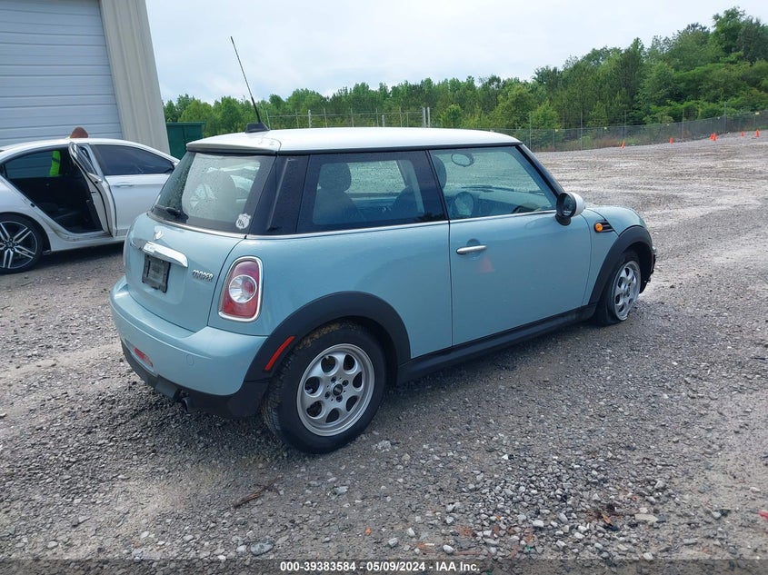 2013 MINI HARDTOP COOPER - WMWSU3C55DT677682