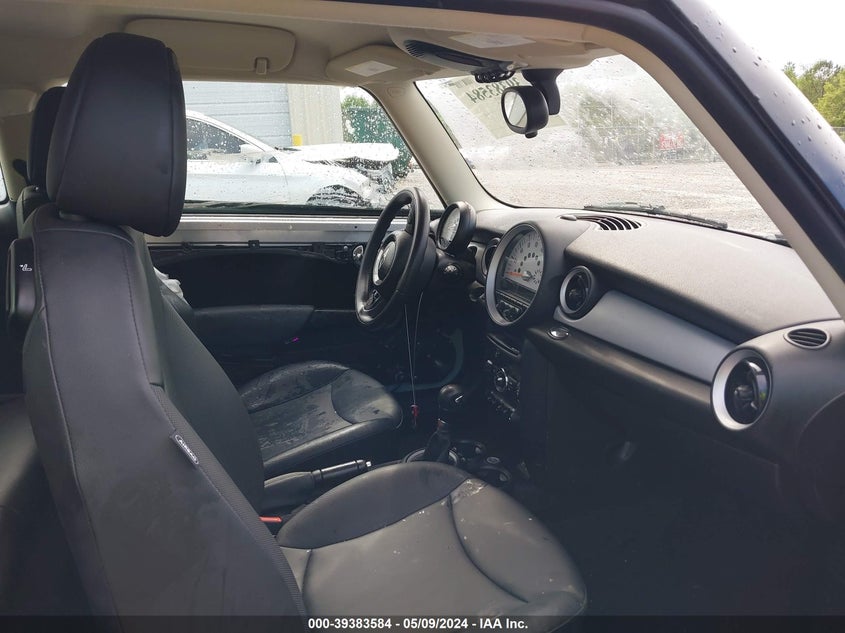 2013 MINI HARDTOP COOPER - WMWSU3C55DT677682